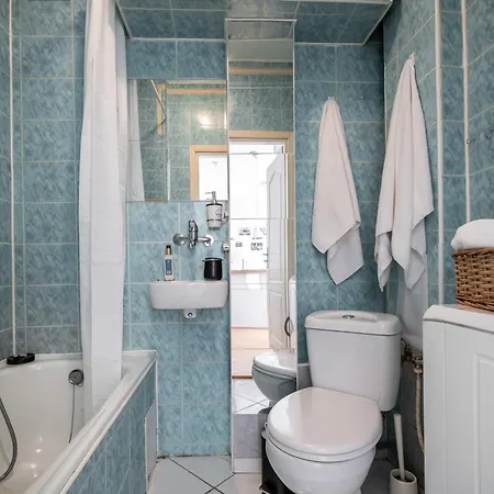 Plac Zamkowy Old Town, Sun & Snow