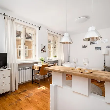 Apartman Plac Zamkowy Old Town, Sun & Snow Varsó